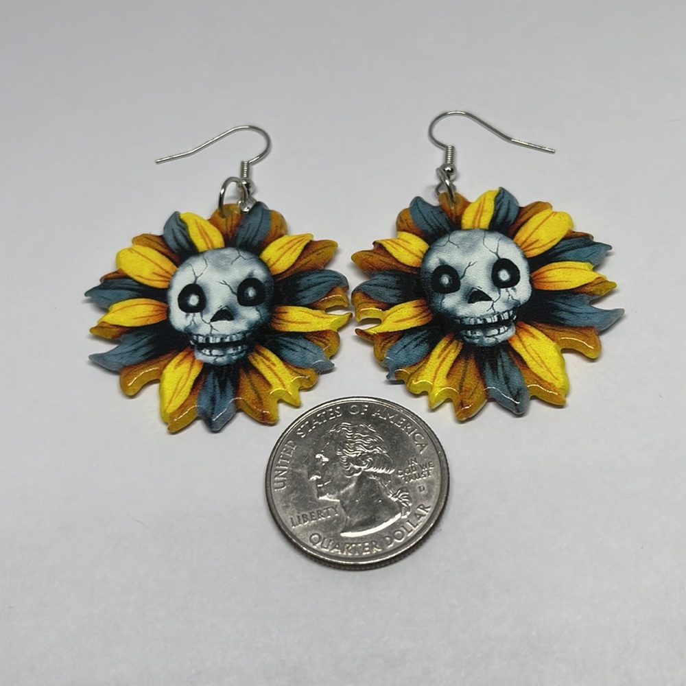 Earrings Undead Sunflower Gothic Halloween - Picture 3 of 3